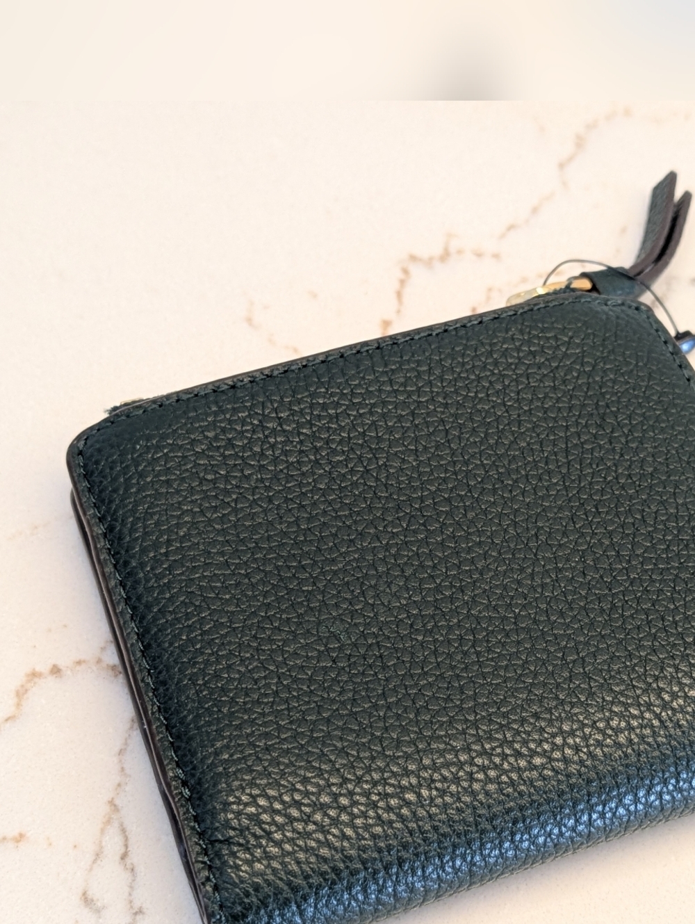 Tory Burch Pebbled Leather Card Zip Wallet - EUC - Green 4x3.75 Inches - Picture 16 of 16